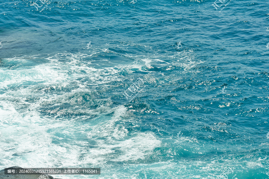 海水浪花