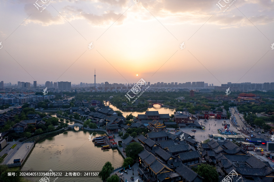 河南开封城市夕阳晚霞航拍图