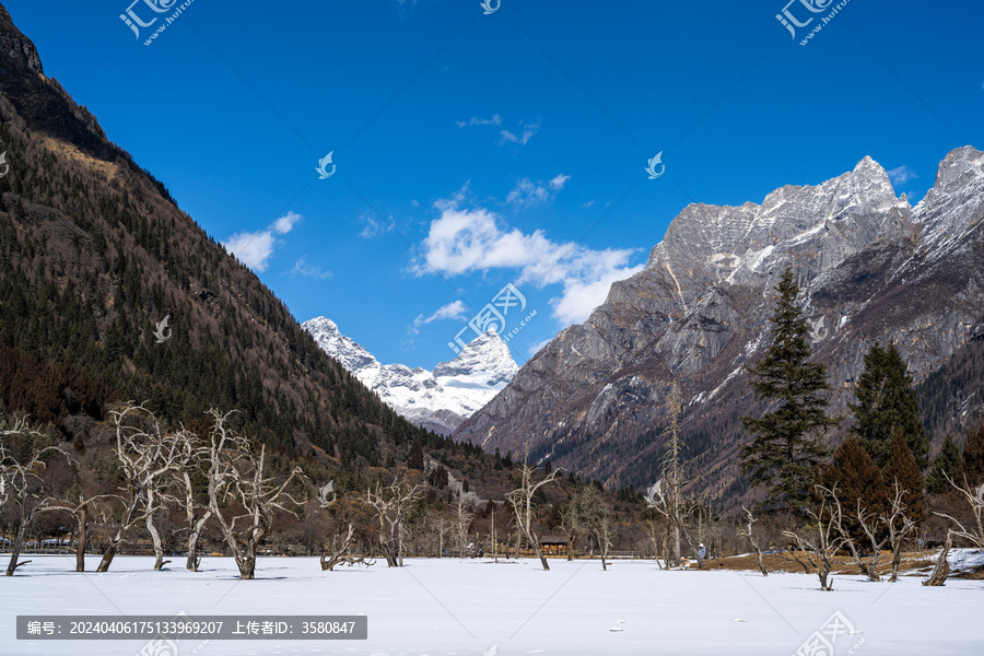 四姑娘山双桥沟雪景