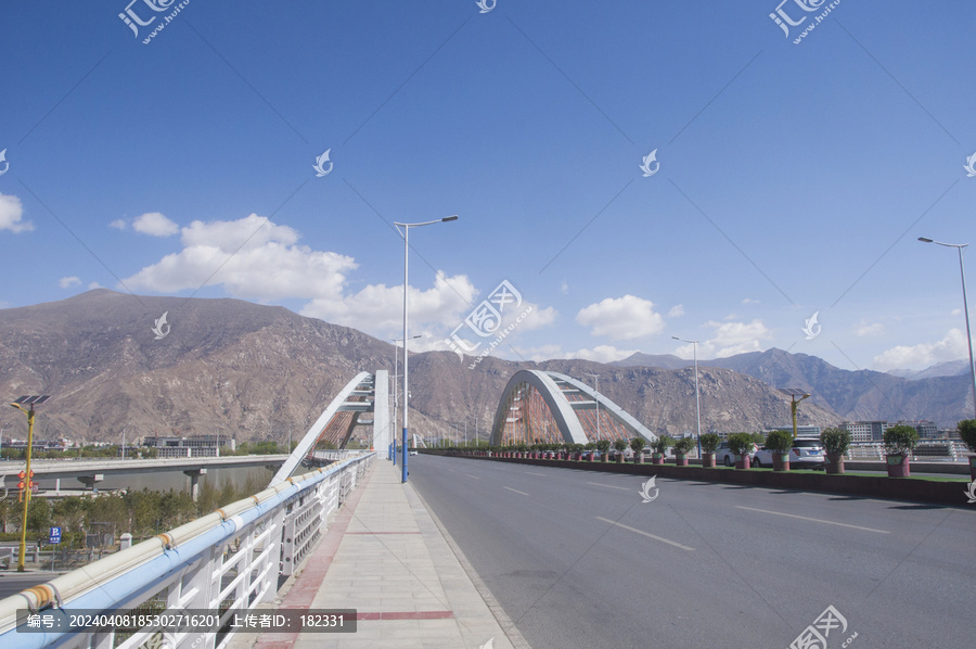 北京拉萨公路柳梧大桥