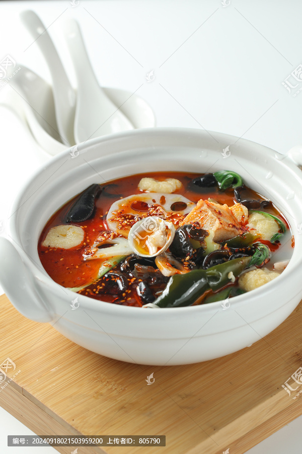 砂锅麻辣烫