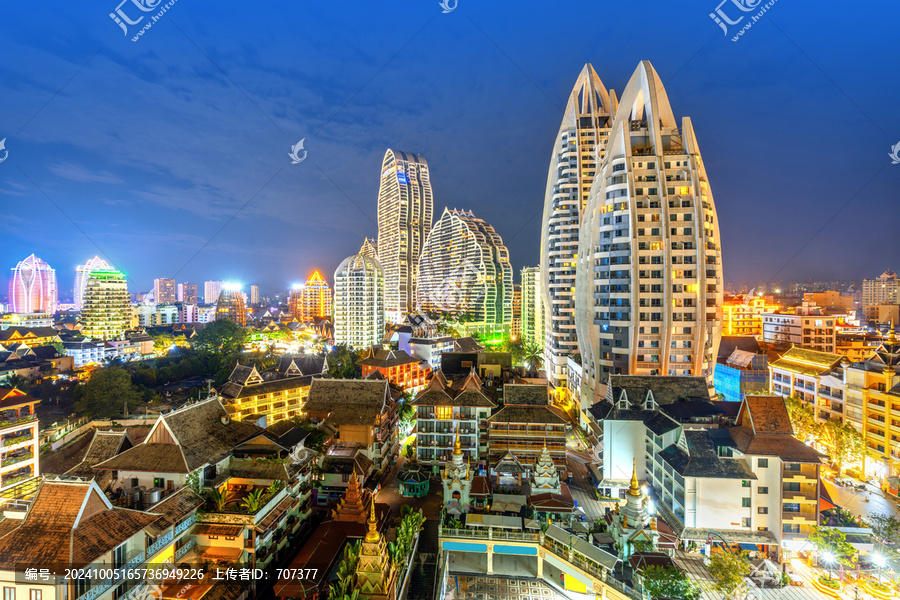云南西双版纳的东南亚风格建筑
