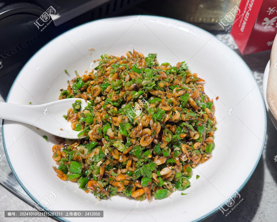 青椒炒河虾