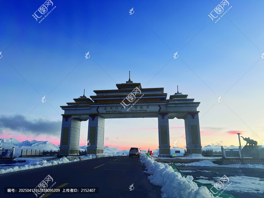 珠峰故里景点