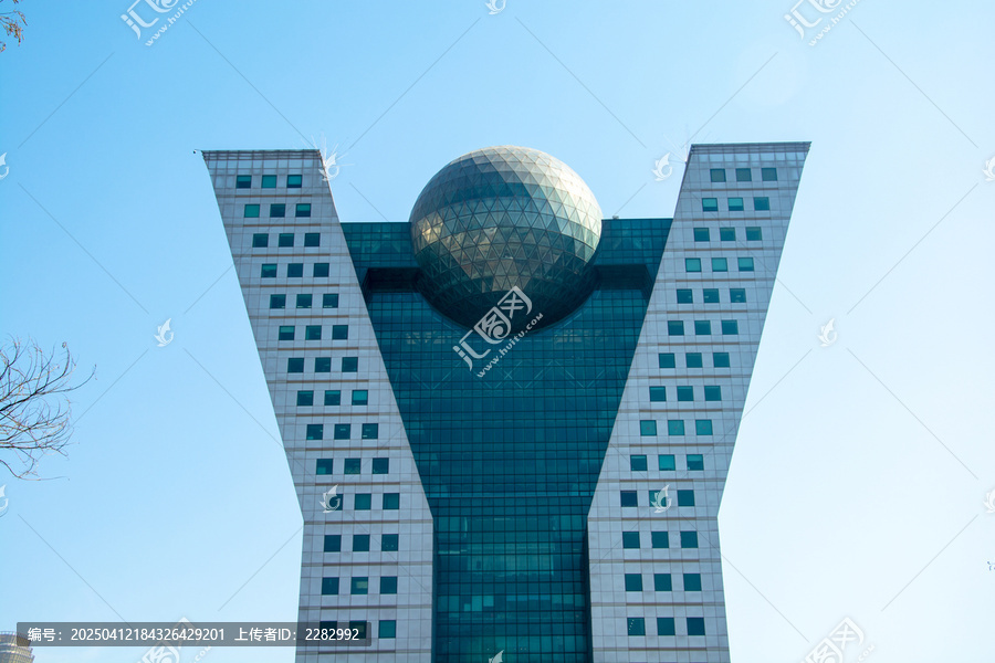 沈阳地标金厦广场