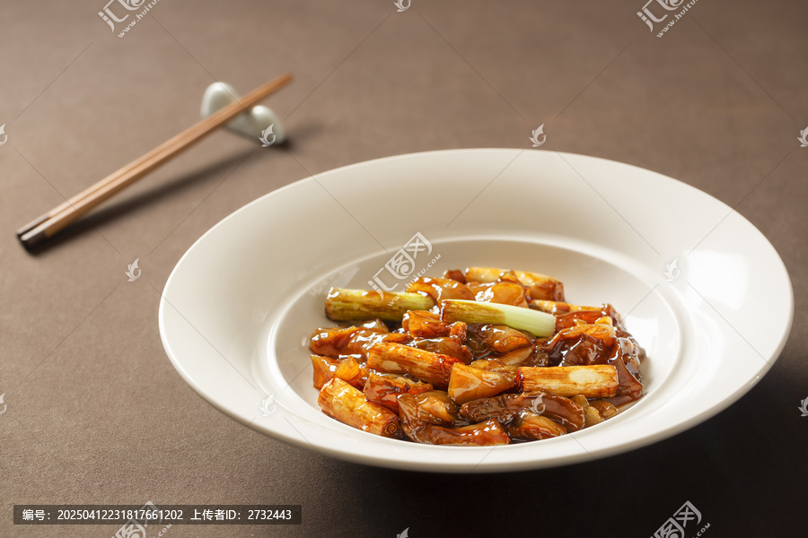 葱烧蹄筋