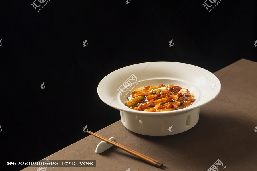 葱烧蹄筋