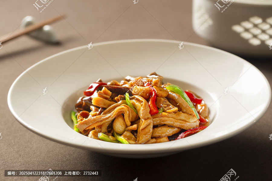 大蒜烧肚条