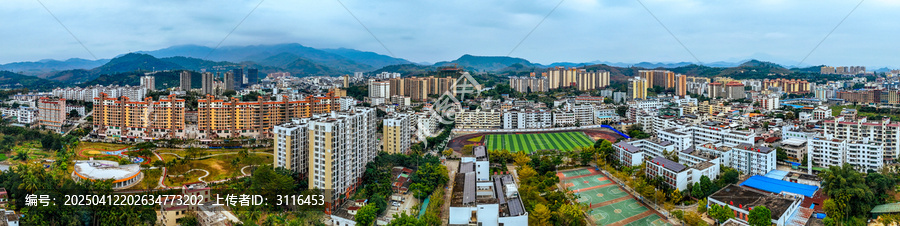 琼中县