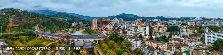 琼中县
