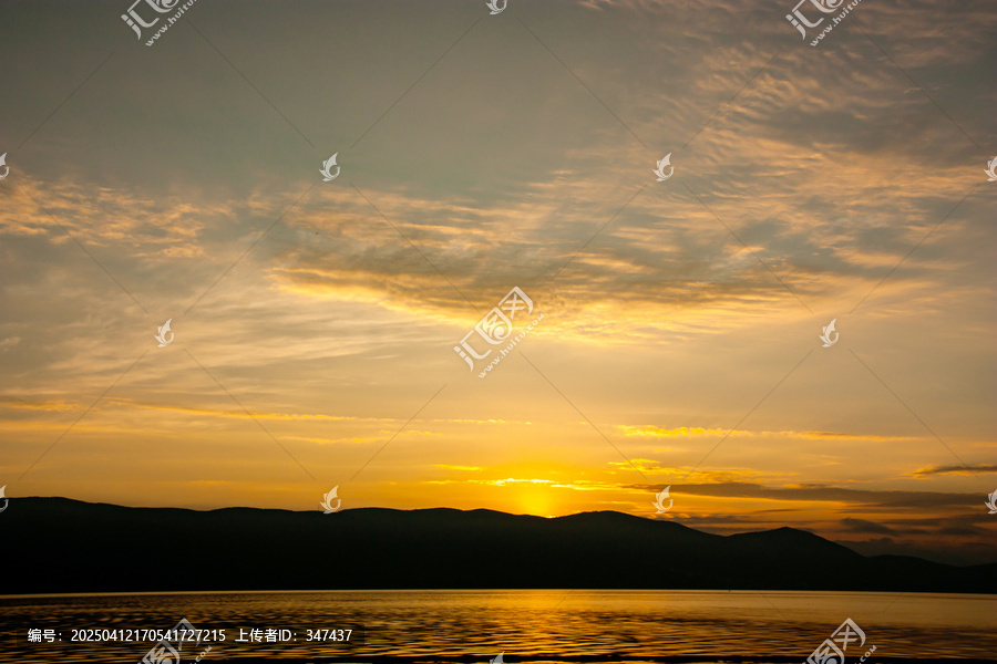洱海日出