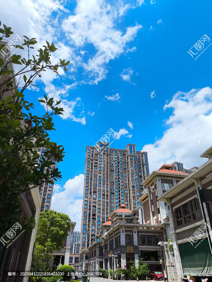 蓝天建筑