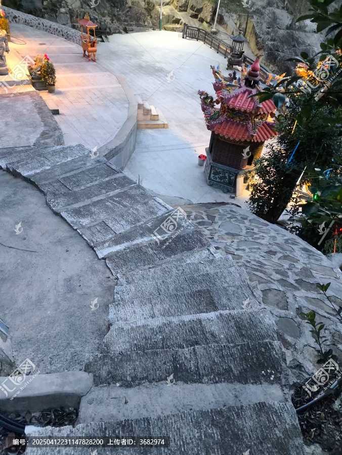 寺庙台阶
