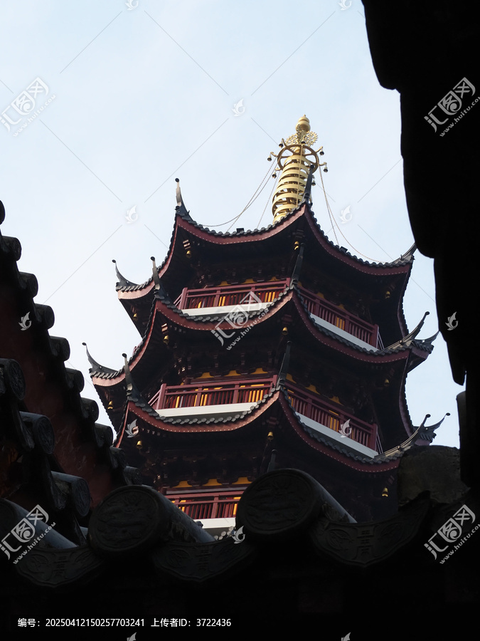 古鸡鸣寺