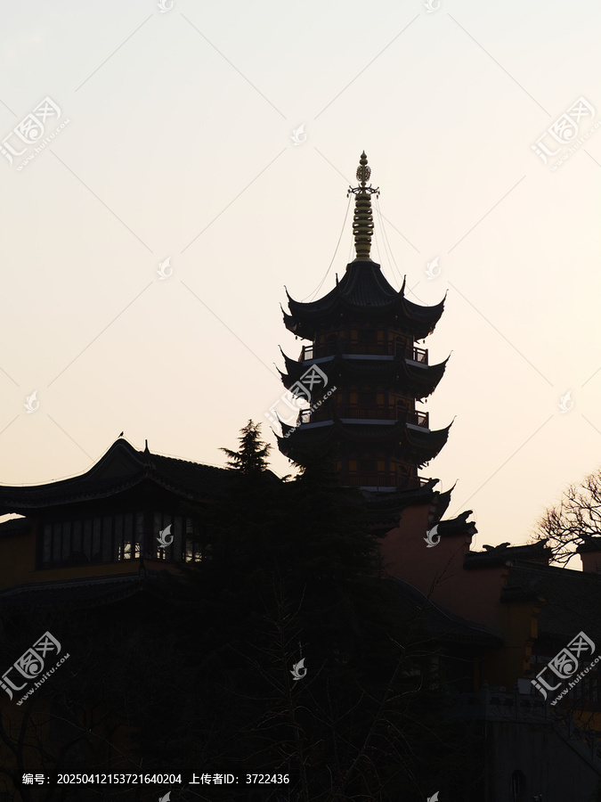 古鸡鸣寺