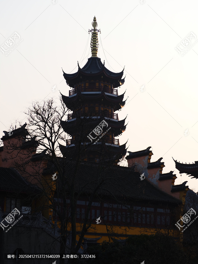 古鸡鸣寺