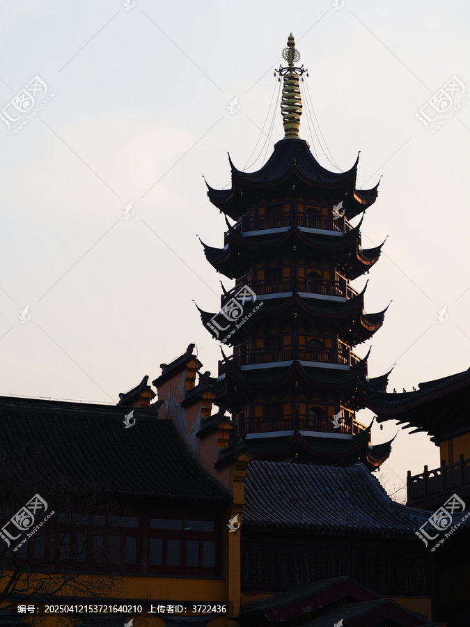 古鸡鸣寺