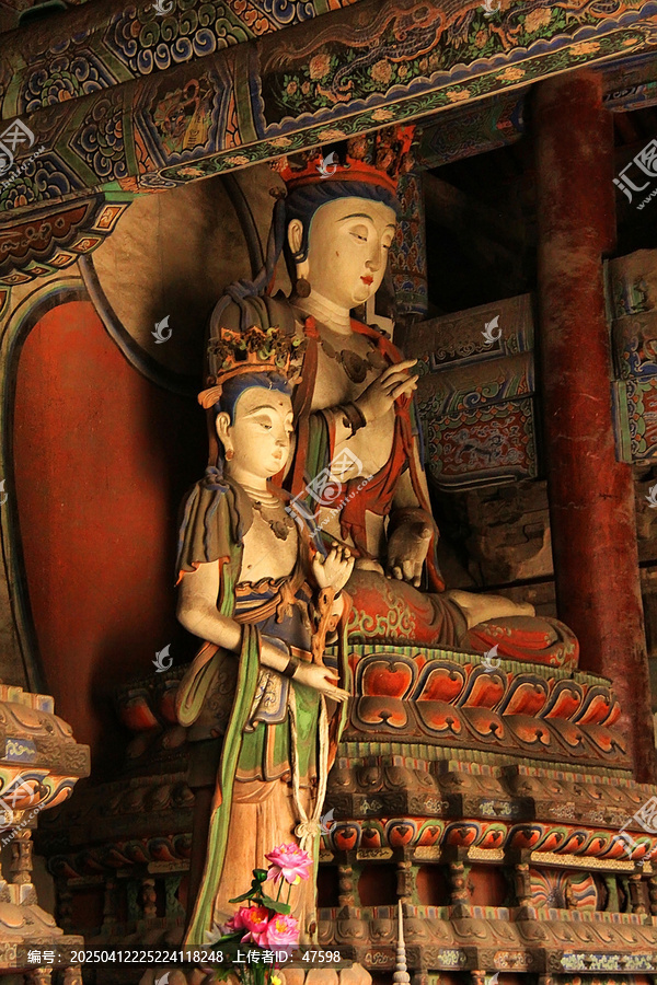 善化寺三圣殿佛像