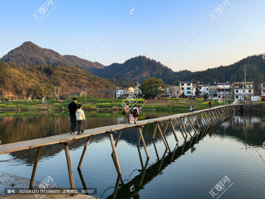 江西婺源江湾景区板凳桥