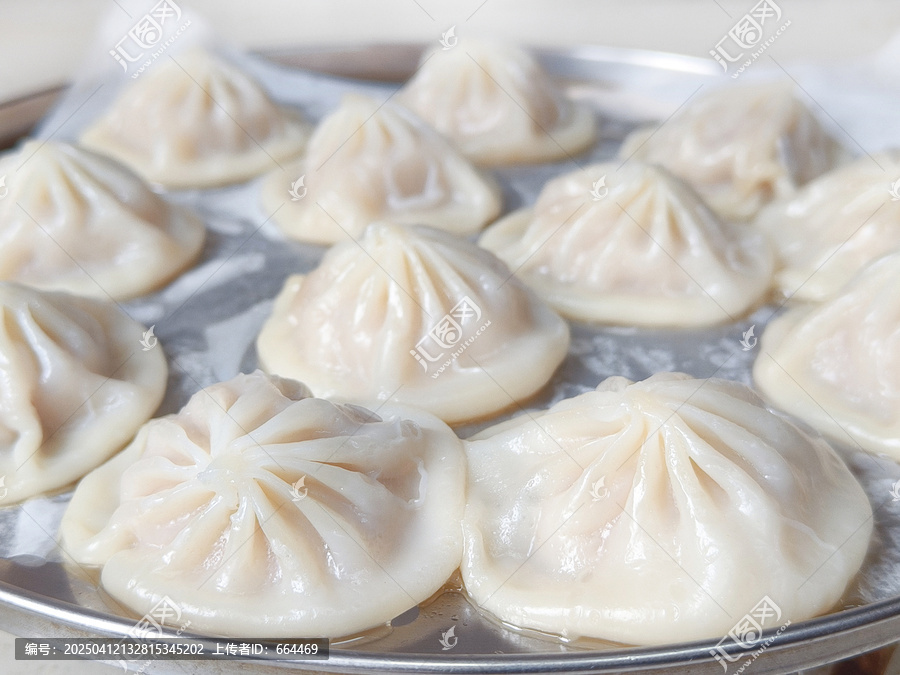 鲜肉小笼包
