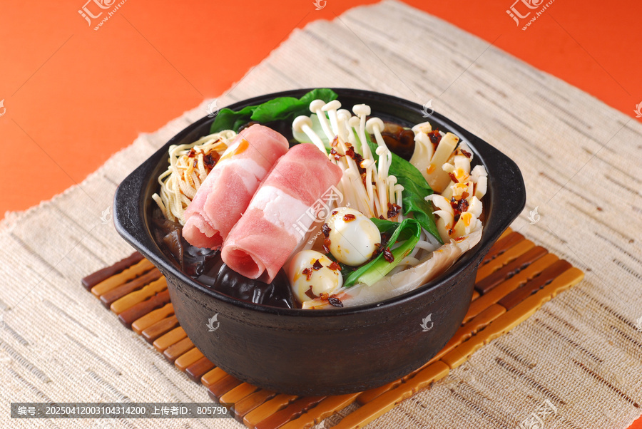 肥牛砂锅米线