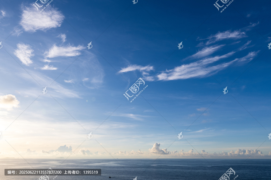 蓝天碧海梦幻天际
