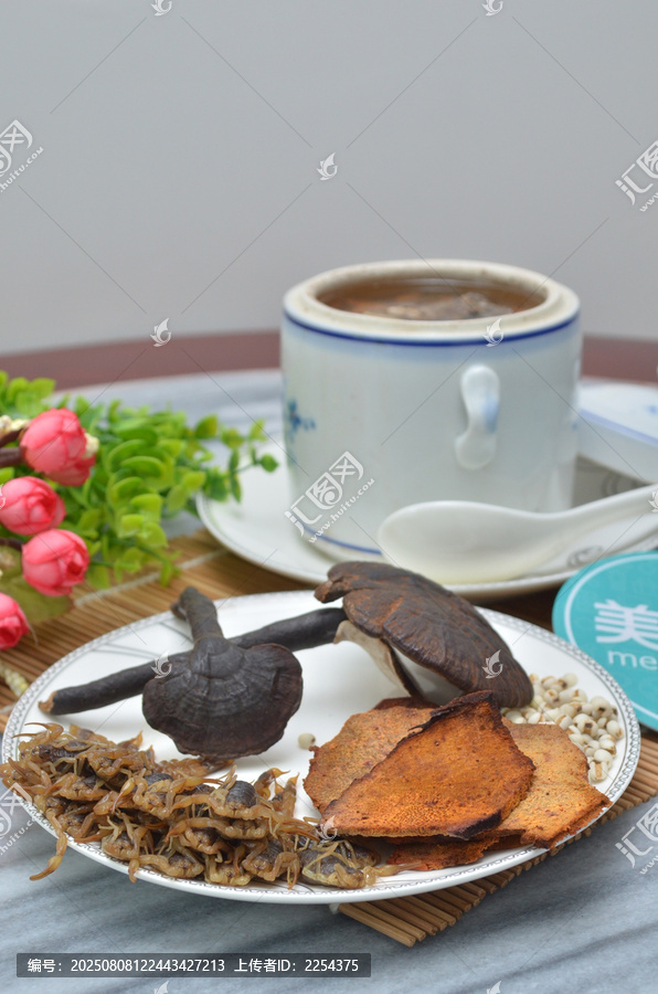 灵芝蝎子汤